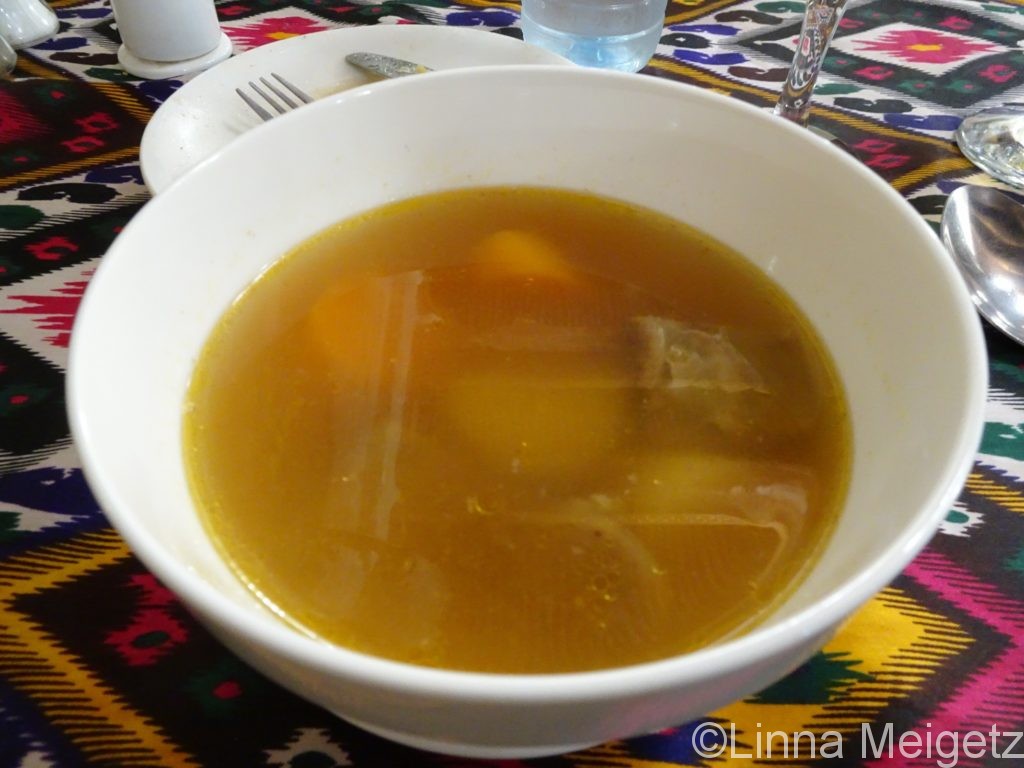 羊肉と野菜のスープ、シュルパ