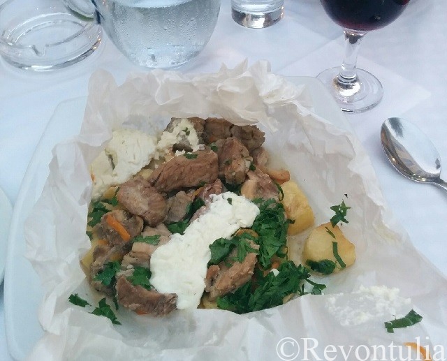 ギリシャ料理のクレフティコの写真