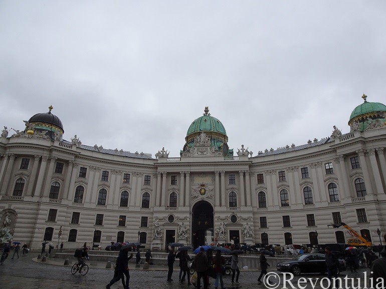 ウィーンのホーフブルク宮殿