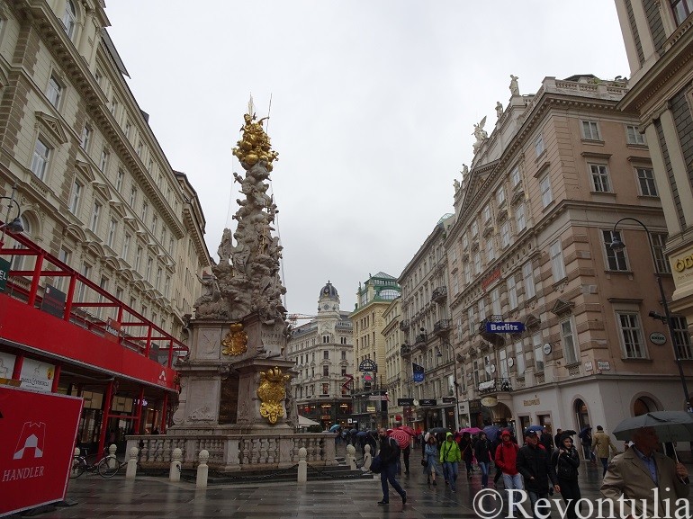 ウィーンのグラーベン通りにあるペスト記念柱